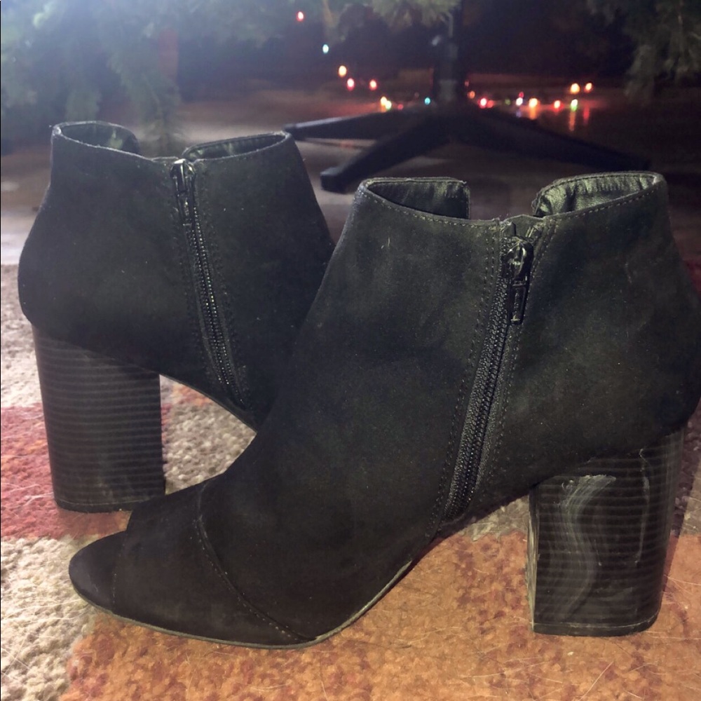 Women’s heels SIZE 10